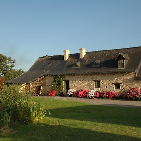 Grand Mainguet Bed & Breakfast Saint-Lambert-la-Potherie Dış mekan fotoğraf