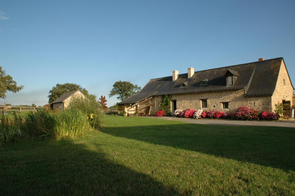 Grand Mainguet Bed & Breakfast Saint-Lambert-la-Potherie Dış mekan fotoğraf
